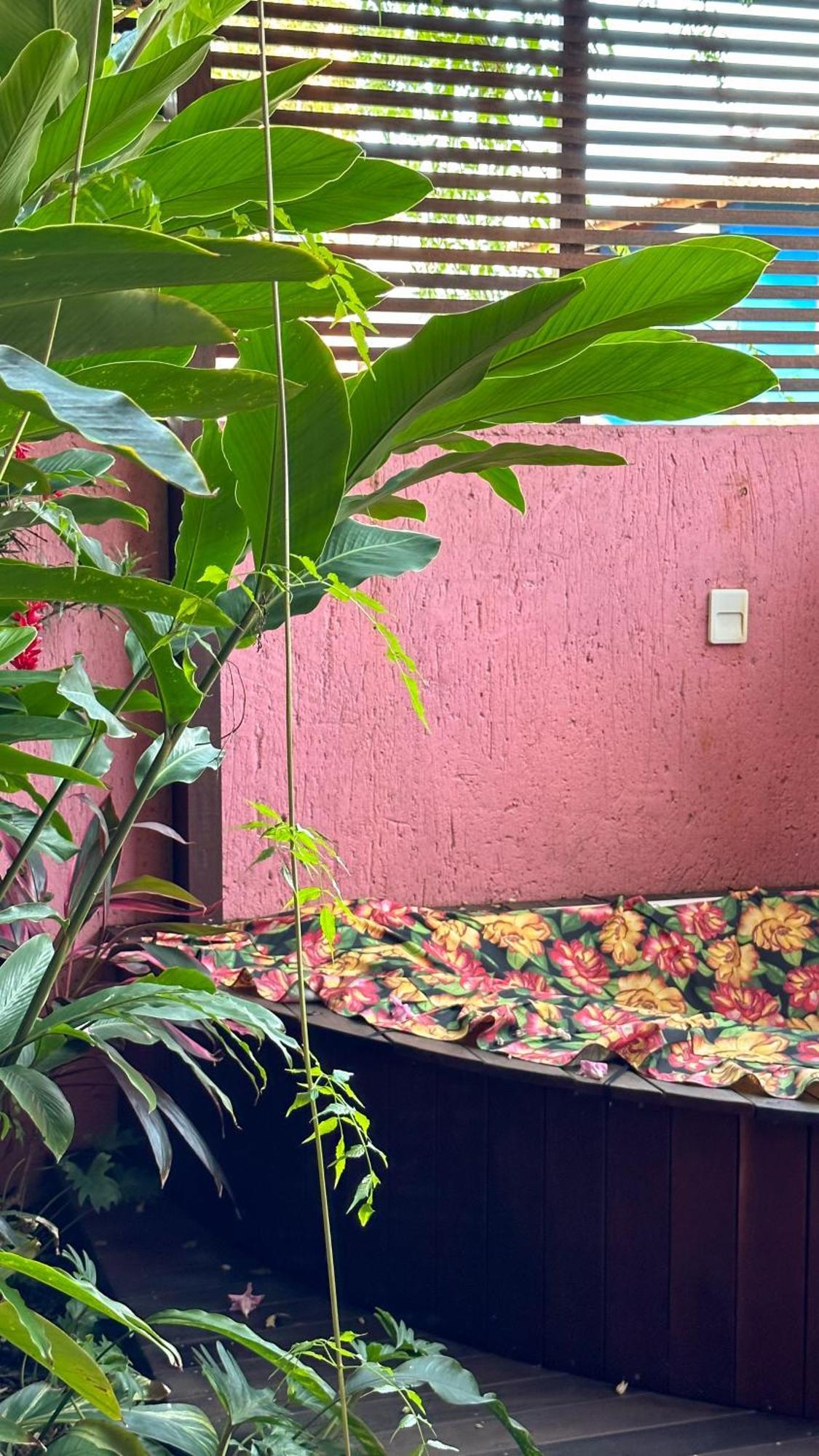 Rosada Pensão 3*